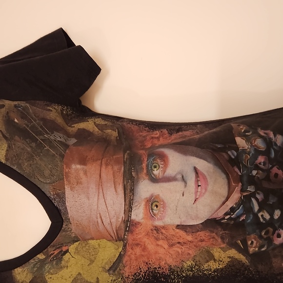 The Mad Hatter Disney Johnny Depp Small Alice-in-Wonderland EUC - Picture 2 of 8